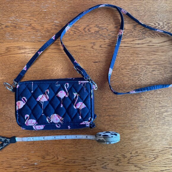 Vera Bradley 3 in 1 Crossbody purse/wallet in Flamingo Fiesta - Picture 5 of 5